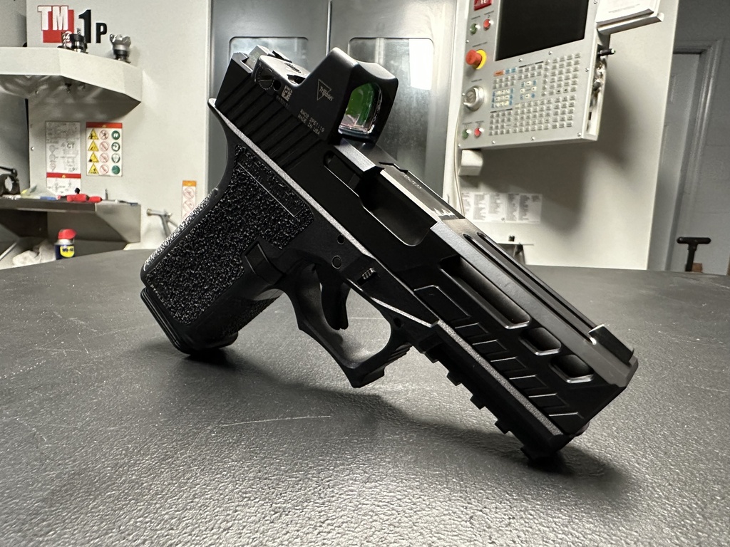 (G19G3P) Glock 19 Gen3 Predator Slide